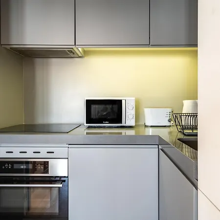 Apartment Akicity Anjos Sky